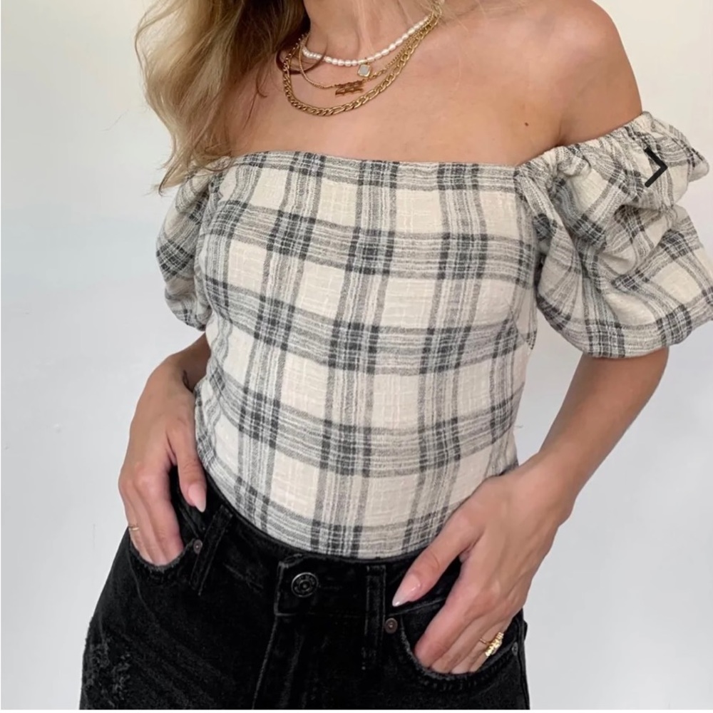 Off the shoulder- Plaid Bodysuit